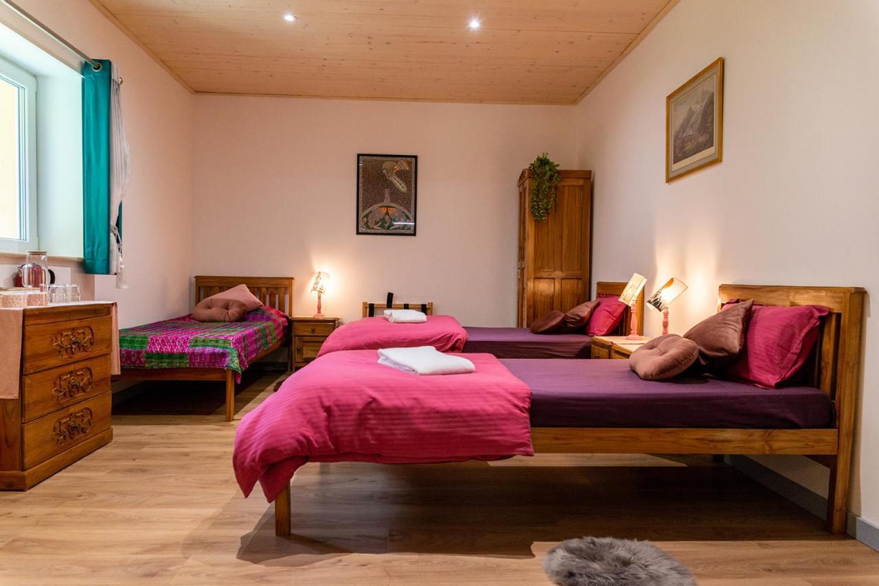 Sanskriti Hotell Scionzier Exteriör bild