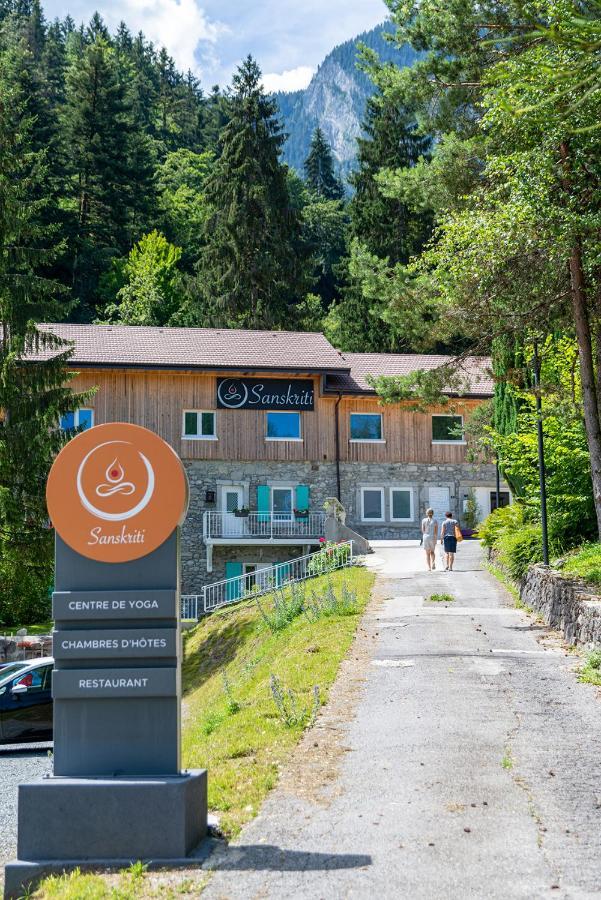 Sanskriti Hotell Scionzier Exteriör bild