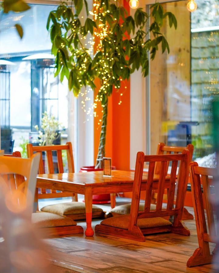 Sanskriti Hotell Scionzier Exteriör bild