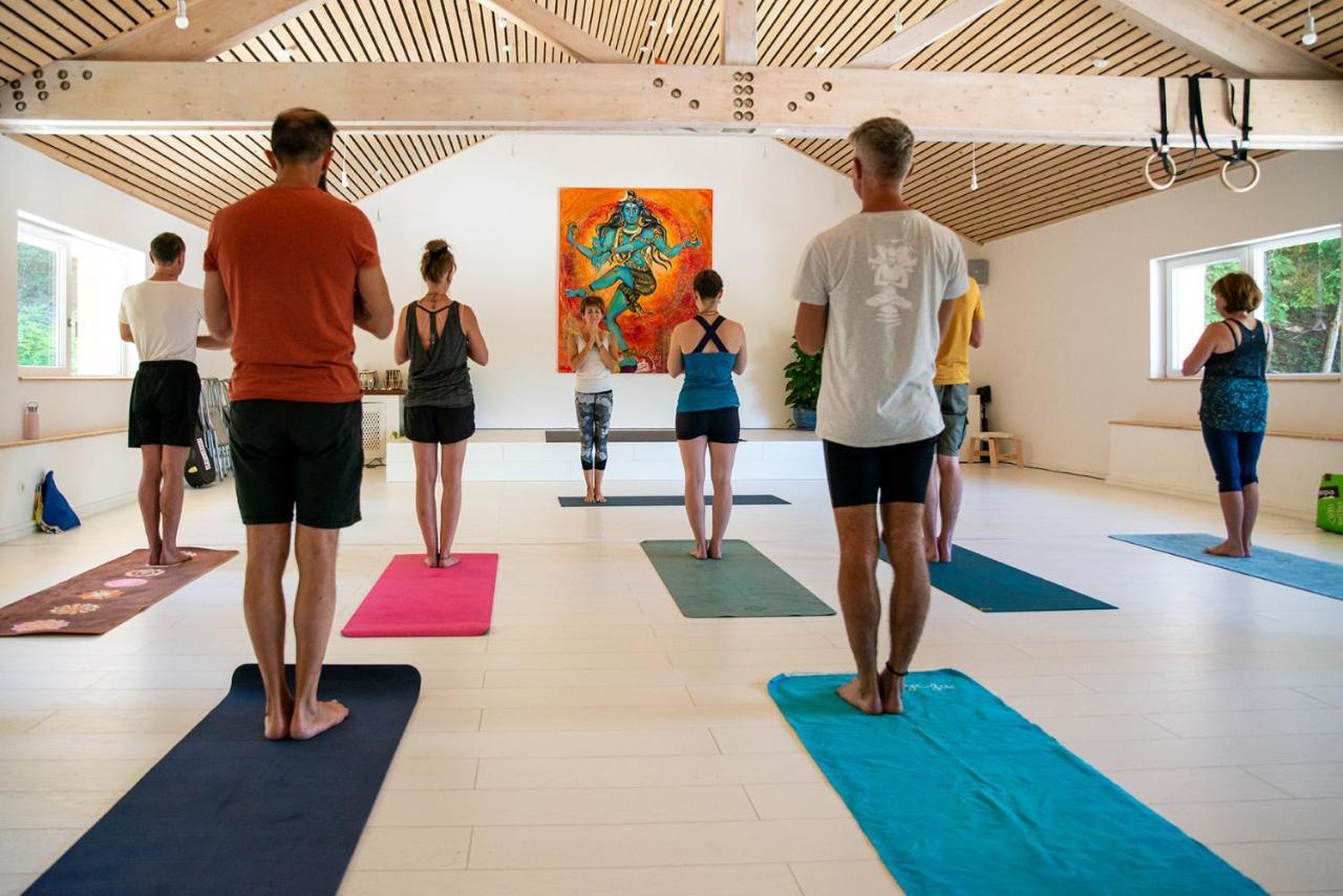 Sanskriti Hotell Scionzier Exteriör bild