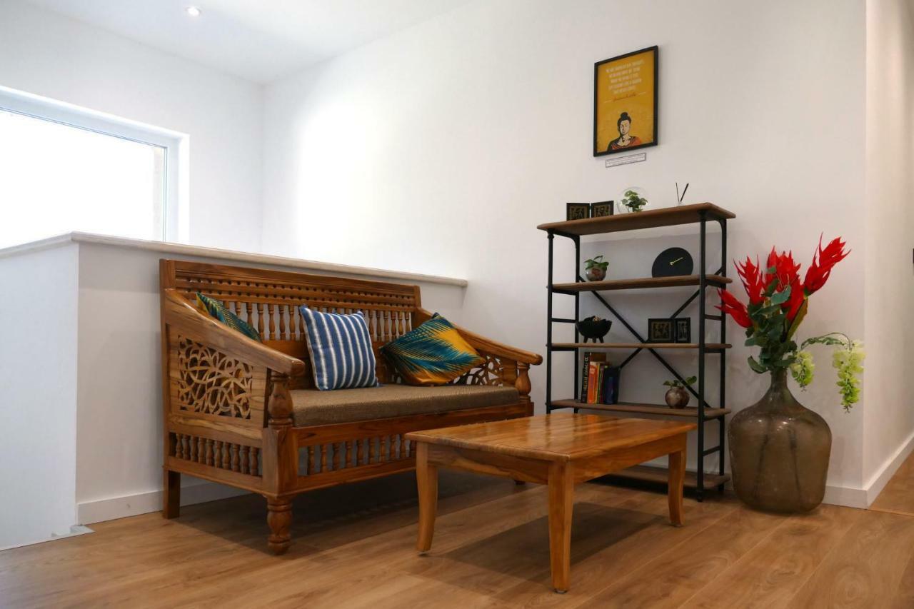 Sanskriti Hotell Scionzier Exteriör bild